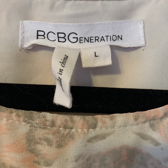 Pink Patterned Lace BCBG Long Sleeve Dress Size Large - Picture 4 of 4